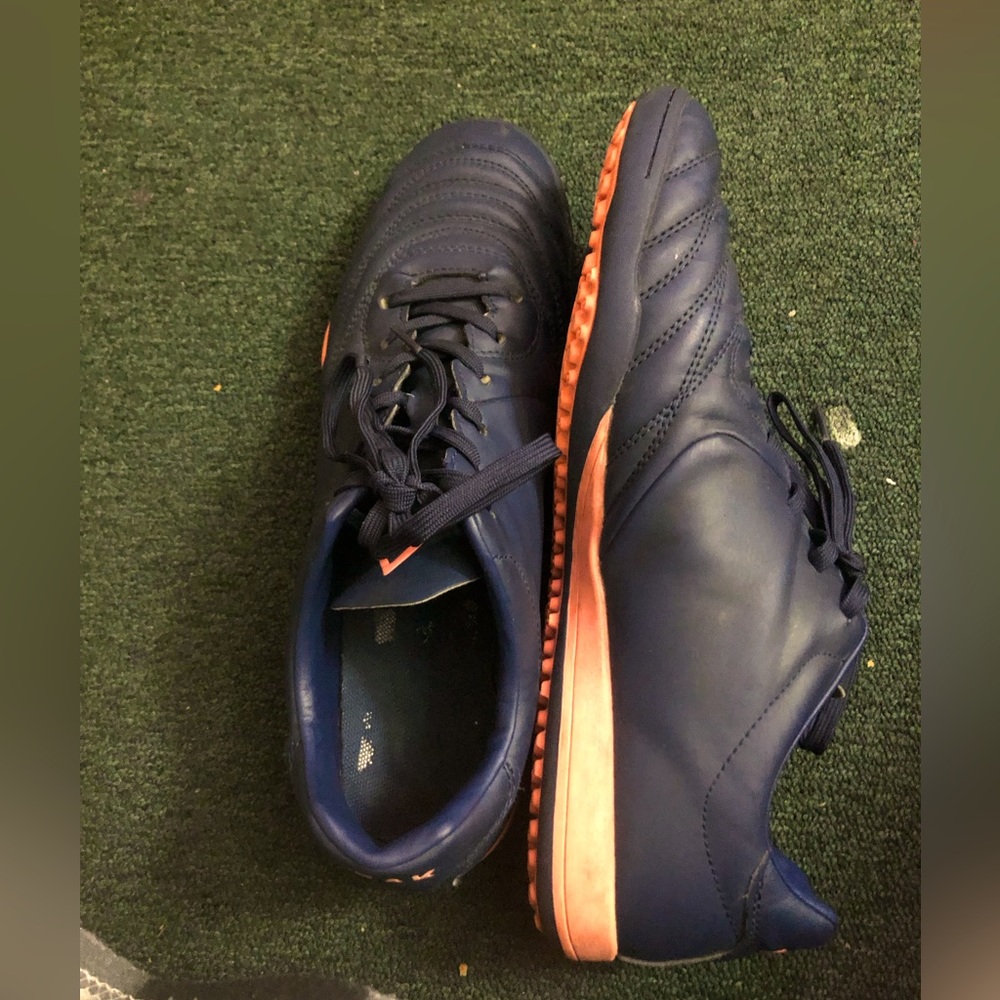 Peak Men Football shoes